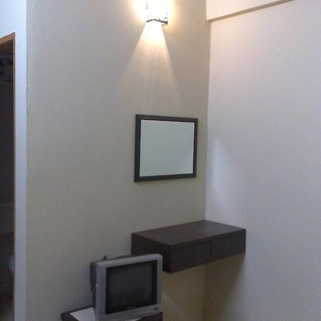 Jr Hotel Sitiawan Exterior foto